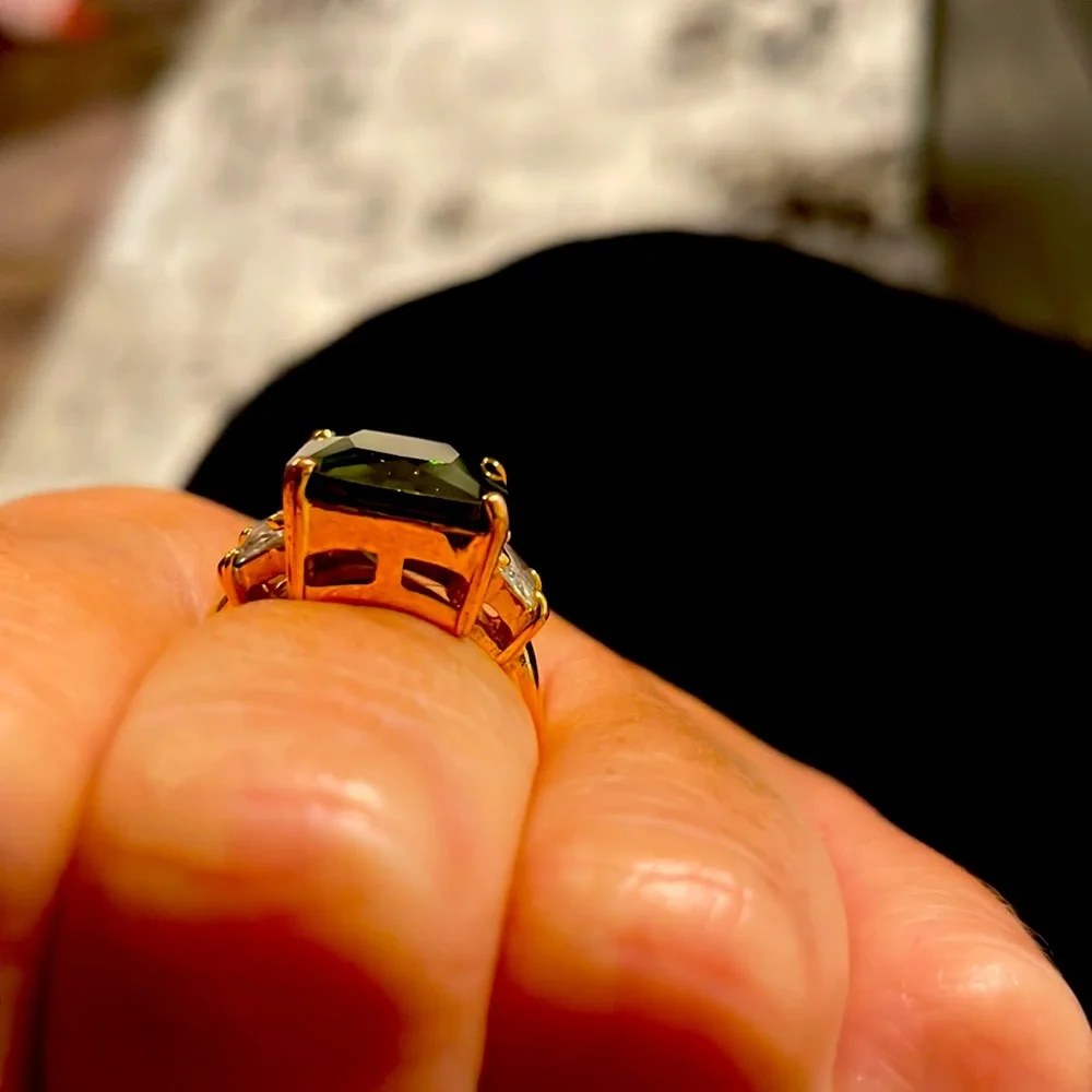 Ladies Emerald and Diamond Fashion Ring - Picture 4 of 9